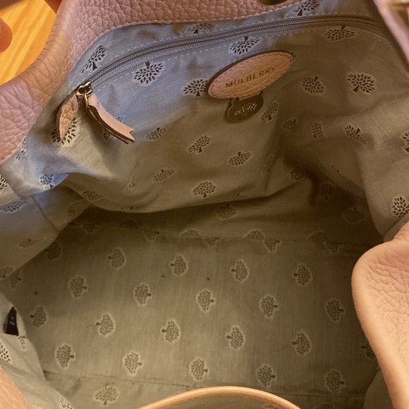 Mulberry Large Eliza Hobo Bag in Blush Pink with Crossbody Strap - Picture 14 of 16